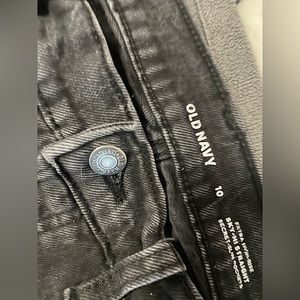 Old Navy, extra high rise, sky-hi straight, secret-slim pockets. Size 10
